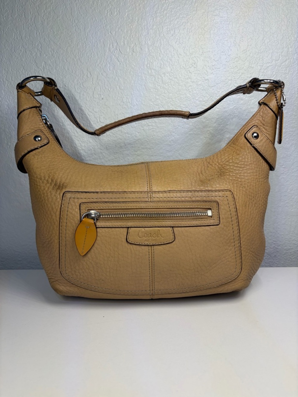 Coach Penelope Hobo Tan Gold Pebbled Leather Shoulder Bag VTG